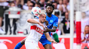 Stuttgart gegen Leverkusen: Riesenaufregung um Tapsoba-Szene!