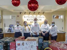The company was founded as a homemade products stall at a local farmers market in 1991 and today sells in 42 countries. Stonewall Kitchen Media Room Pressrelease Com