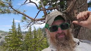 Jumbo Mountain trail and fire lookout