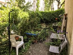 Sie bauen, kümmern sich um ihre kieze und stellen sich ihrer sozialen verantwortung. Gartenparadies In Der Grossstadt Gartenparadies Garten Bepflanzung