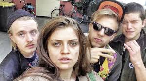 Zwielichtige gestalten, junkies, dealer und leichte mädchen gibt es da schon. Journal Frankfurt Nachrichten Das Bahnhofsviertel Bleibt Dope Zwischenruf Der Frankfurter Hauptschule