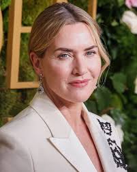 Don't expect a narcissist to be able to do these things. As much as you may  wish they could, narcissists simply don't have it in them.