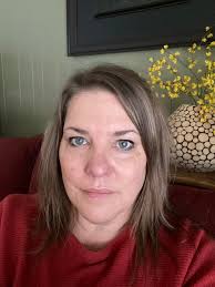 This is me!! All 5'3” of me 😊