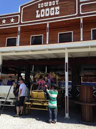 Memasuki hotel amaris pekan baru suasana lega langsung terasa. 10 Tempat Menarik Dikunjungi Di Kota Kinabalu Bahagian Pertama Sihat Dan Cergas Semulajadi