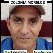 Lauri Cruz's Instagram, Twitter & Facebook