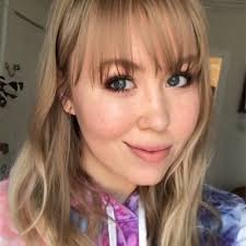 Daisy Tyler (@DayZdoll)