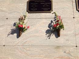 Paul Franklin Crouch American Television Evangelist Crouch And His Wife Jan Founded The Trinity Broadcasting Network Famous Graves Grave Marker Cemeteries