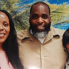 Supporters of Former Detroit Mayor Kwame Kilpatrick Claim He Will Be  Released from Prison Soon, Feds Deny Claims