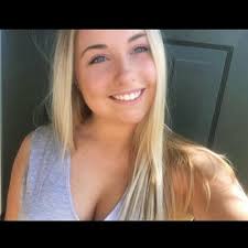 Juliana Albert (@JulianaAlbert17)