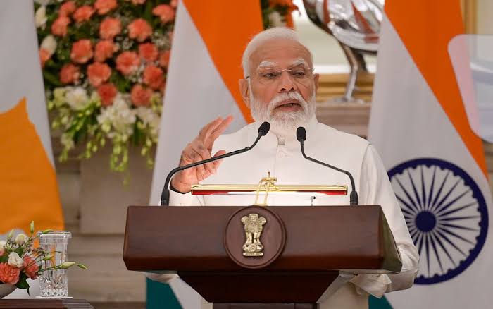 प्रधानमंत्री नरेंद्र मोदी 17 सितंबर 2026 को यशोभूमि, नई दिल्ली में सेमीकॉन इंडिया 2026 का उद्घाटन करते हुए ·