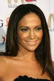 Jennifer Lopez Hair Colors Over The Years Jennifer Lopez Hair Jennifer Lopez Hair Color Dark To Light Hair