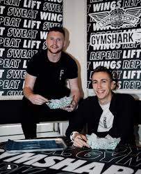 Simon Minter Miniminter In 2020 Gymshark Wingstop Simon Minter