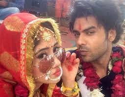 Begusarai Twists And Turns In Lakhan And Poonam S Wedding Night Top 15 real life father & son of bollywood. lakhan and poonam s wedding night