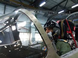 Este vorba de un model construit pe platforma vechiului avion de antrenament iar 99 șoim. Avioane Craiova In CÄƒrÅ£i Pentru Modernizarea A 20 De Avioane Militare Stiri Regionale Oltenia Jurnalul Olteniei