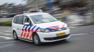 De belgische kamer van volksvertegenwoordigers stemt voorlopig in met de voorstellen van het kabinet dehaene voor reorganisatie van de politiediensten. Wildwest Op Snelweg Politie Achtervolgt Auto Tot Diep In Belgie Rtl Nieuws