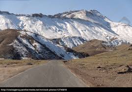 Seit 40 jahren bietet tischler reisen individuelle fernreisen in die zielgebiete asien, arabien, indischer ozean und indien. Strasse Im Atlasgebirge In Marokko Stockfoto 12746610 Bildagentur Panthermedia