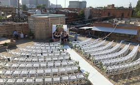 Pin By 2616 Commerce Event Center On Rooftop Weddings Dallas Rooftop Wedding Venue Dallas Wedding Venues Event Venues