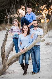 Creative Family Beach Photography By Angel Oak Studios On Folly Beach Charleston Sc Family Photography Beach Photography Folly Beach