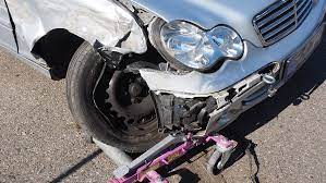 Ein technischer totalschaden wäre es, wenn man es nicht reparieren könnte. Wirtschaftlicher Totalschaden Wie Viel Die Versicherung Zahlt Berechnungsbeispiel