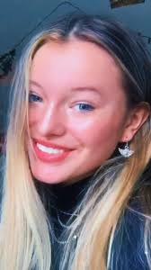 #POV your guy best friend always flirts with u & u end up falling in love  with him, but he gets a gf & u are heartbroken.