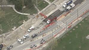 The ontario dump truck association , which organized wednesday's protest, say that dump truck drivers have been unfairly targetted while other trucks in the construction industry (like concrete or. 9dcstzhlujdxwm