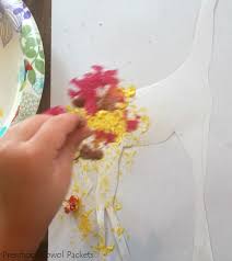 This growing flowers preschool theme page is filled with preschool lesson plans, activities and ideas for all the interest centers in your preschool classroom. Flower Painting Giraffes Preschool Art Preschool Powol Packets