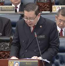 He is the son of lim kit siang, leader of the opposition in the dewan rakyat from 1973 to 1999 and 2004 to. Budget2019 Minimum Wage Set To Rm1 100 Nationwide From Jan 2019