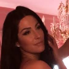 Brittany Parisi's Instagram, Twitter & Facebook