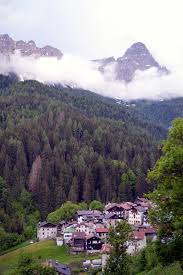 Invia una richiesta di preventivo non vincolante. L Ospitalita Diffusa A Cibiana Di Cadore Una Vacanza In Appartamento Sulle Montagne Del Cadore Montagna Di Viaggi