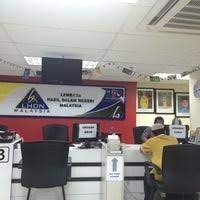 Dalam uud 1945 hasil amandemen 2002 tersebut juga dicantumkan fungsi dan hak dpr. Lembaga Hasil Dalam Negeri Utc Pahang 2 Tips
