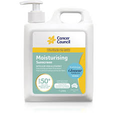 More specifically, evaluating its active ingredients, and how it permeates and soaks up into the skin after application. Cancer Council Moisturising Sunscreen Spf50 Pump 1l Woolworths
