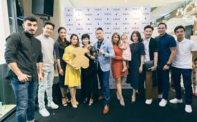 Hubungan itu sudah berlangsung beberapa lama tetapi keduanya dilihat jarang bercakap mengenai hubungan mereka. Tak Perlu Bercinta Dengan Syafiq Kyle Untuk Jual Drama Zahirah Macwilson Gempak