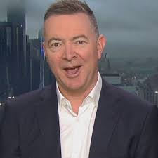 'Not up to scratch': Banks and lenders called out over poor communication,  new ASIC data shows