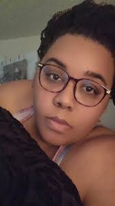 Ebony Carlisle's Instagram, Twitter & Facebook