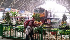 Maybe you would like to learn more about one of these? Zaira Travel Stories Bangkok By Train