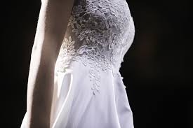 Check out our hochzeitskleid selection for the very best in unique or custom, handmade pieces from our dresses shops. Ab April 2019 Brautmode Bei C A