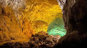 Cueva de los Verdes cave