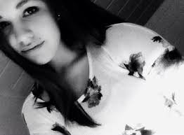 pauline müller (@all_comes_back)