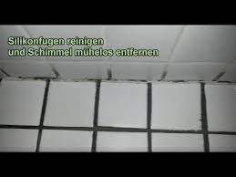 silikonfugen reinigen schimmel von silikonfuge entfernen fugen im bad x2f dusche sauber machen reinigen schimmel entfernen schimmel entfernen hausmittel
