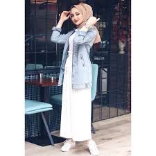 Image May Contain Image May Contain 1 Person Standing And Closeup Tesettur Tunik Modelleri 2020 Hijabi Outfits Casual Hijab Style Casual Hijab Fashion