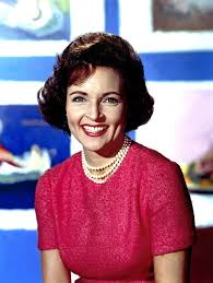 10 Pictures That Prove Betty White Has Always Been A Babe Betty White Betty White Young Celebrity Entertainment