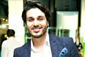 Ahsan khan, one of the charming personalities of pakistan's showbiz industry has an identical twin brother naming yasir khan. Must Know Facts About Ahsan Khan On His Birthday Ary Digital