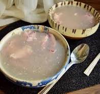 Reteta simpla si delicioasa de Piftie de porc