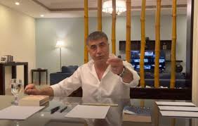 Sedat peker'in ismini telaffuz ederek hedef aldığı eski bakan mehmet ağar: Sedat Peker Dunyayi Yakacagim Operasyonlari Mehmet Agar Ve Pelikanci Lar Duzenliyor Tr724