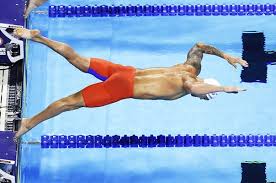 Caeleb remel dressel is an american freestyle and butterfly swimmer who specializes in the sprint events. Dw8e5hynm T9cm