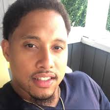 Stream Esteban Robles music