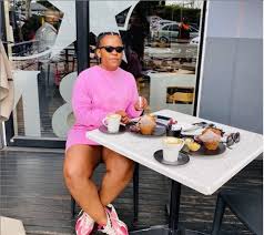 Khulu skenjana on blom blom with skhumba and ndumiso. Watch Zodwa Wabantu Slammed Over Son S Gold Tooth