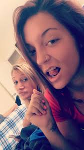 Nina Benoit (@NinaBenoit74)