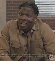 WornOnTV: Cam's khaki denim jacket