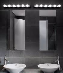 Oltre che dalla luce da specchio, nessun'altra fonte luminosa deve interferire. Applique Nero Specchio Bagno Per Trucco Rettangolare 6 Luci 60 5cm Priveap6nero